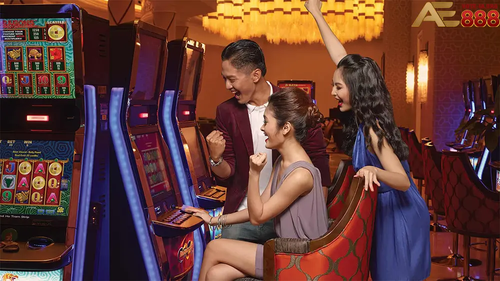 Học Hỏi Từ Những Người Chơi Chuyên Nghiệp